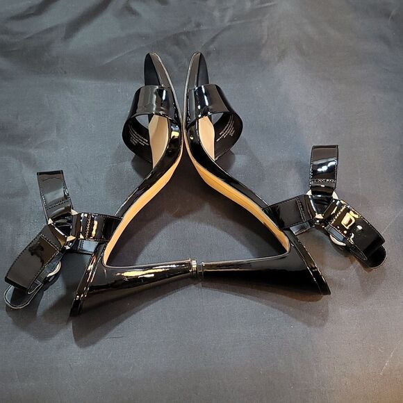 BRAND NEW KARL LAGERFELD PARIS WOMEN'S CIEONE HEELED SANDAL - Picture 8 of 16